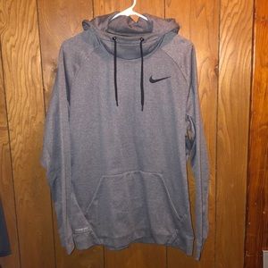 Nike Therma-Fit Sweatshirt